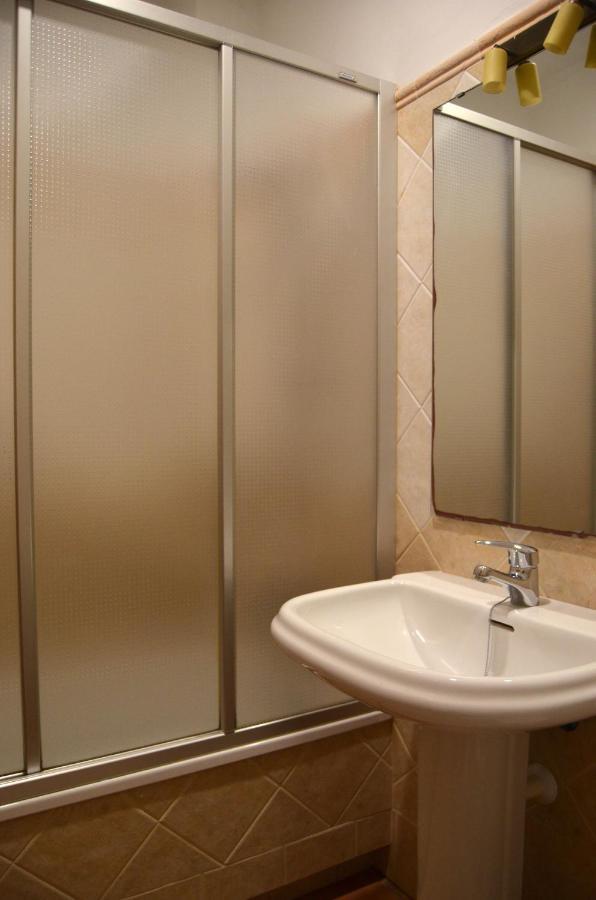 Hostal Dona Antonia Ξενοδοχείο Punta Umbría Εξωτερικό φωτογραφία
