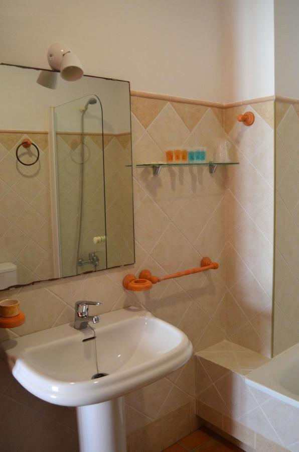 Hostal Dona Antonia Ξενοδοχείο Punta Umbría Εξωτερικό φωτογραφία