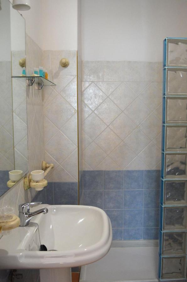 Hostal Dona Antonia Ξενοδοχείο Punta Umbría Εξωτερικό φωτογραφία