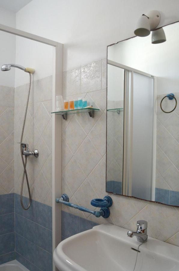 Hostal Dona Antonia Ξενοδοχείο Punta Umbría Εξωτερικό φωτογραφία